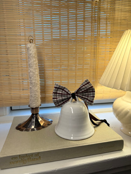 Vintage klokke med sløjfe