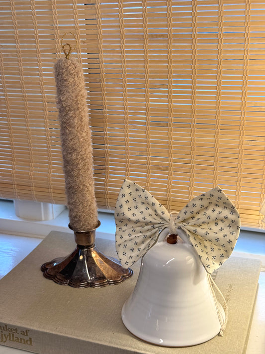 Vintage klokke med sløjfe